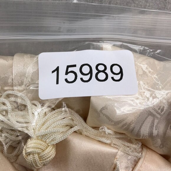 Victoria's Secret Robe Women Small Ivory Tasseled Belt Floral Damask Long Flaw‎ - Picture 14 of 14